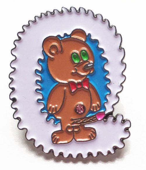 Cummie Bear Pin
